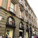 Caruso Place Luxury & Hotel