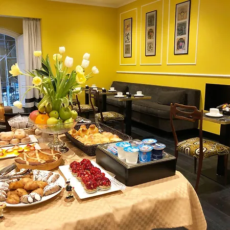 Caruso Place Luxury &
