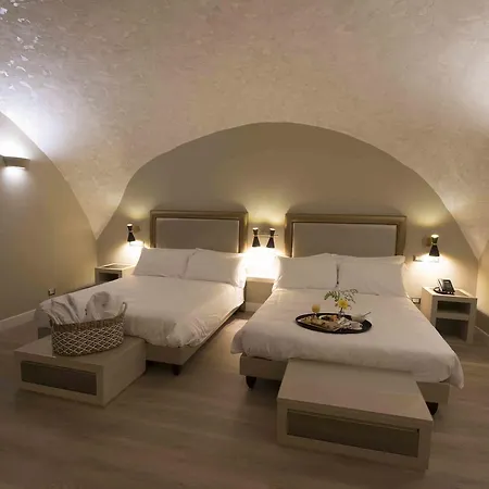 Caruso Place Boutique & Wellness Otel 4*